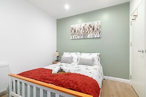 Deluxe 1 Bed Apartment, London