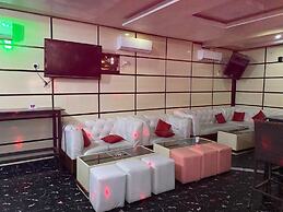 Aotel Hotels & Suites (Ojota)