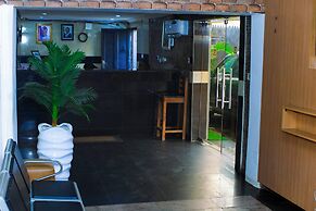 Aotel Hotels & Suites (Ojota)