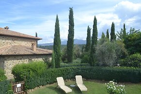 Cottage in Tuscany With Private Pool & Wine