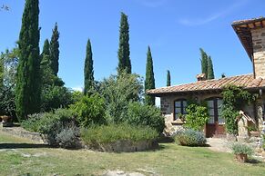 Cottage in Tuscany With Private Pool & Wine