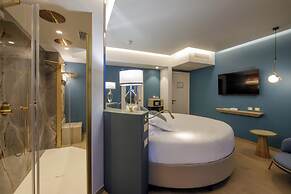 Ambasciatori Suite Hotel