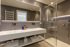 Ambasciatori Suite Hotel