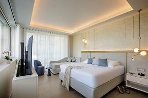 Ambasciatori Suite Hotel