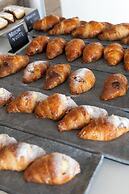 Ambasciatori Suite Hotel