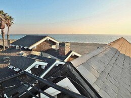Beachfront Estate - LB Peninsula