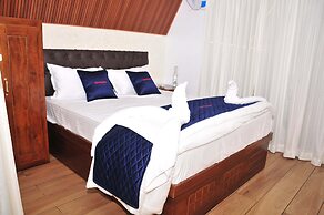 Kudaram County Resort