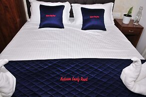 Kudaram County Resort