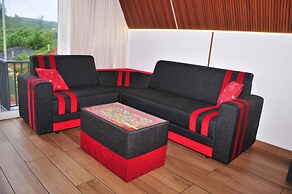 Kudaram County Resort