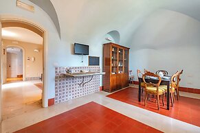 Nella Apartment With Pool