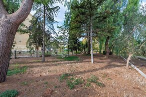 Nella Apartment With Pool