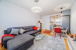 Modern Oasis With Terrace