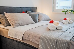 Modern Oasis With Terrace