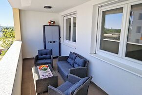 Modern Oasis With Terrace