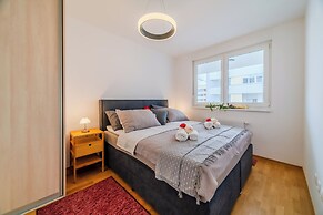 Modern Oasis With Terrace