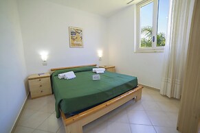 Le Onde Apartment 4 With Pool and Sea