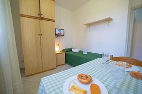 Le Onde Apartment 6 With Pool and Sea