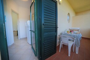 Le Onde Apartment 6 With Pool and Sea
