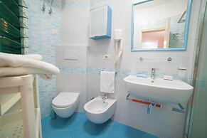 Alba Apartment With Pool and Sea