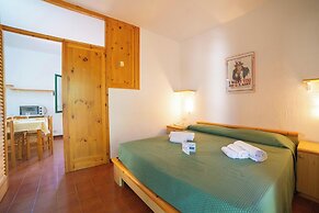 Alba Apartment With Pool and Sea