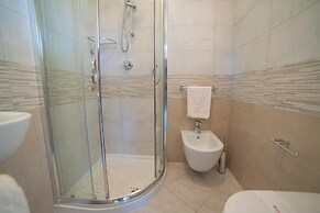 Le Onde Apartment 2 With Pool and Sea