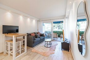 Renovated apt With Parking & Terrace - Palm Beach