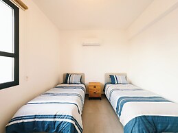 Apartmentsleep5-balcony-bqq-garden-pool