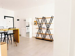 Apartmentsleep5-balcony-bqq-garden-pool