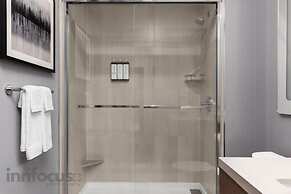 Hyatt House Mississauga / Airport Corporate Centre