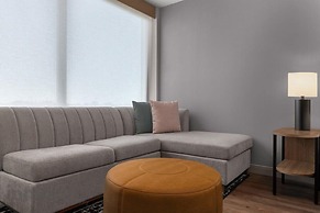 Hyatt House Mississauga / Airport Corporate Centre