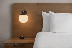 Hyatt House Mississauga / Airport Corporate Centre