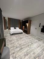 Ruby villa