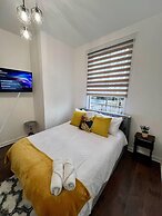 Dalston Luxe Studios