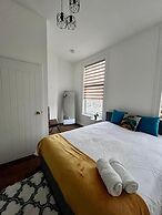 Dalston Luxe Studios