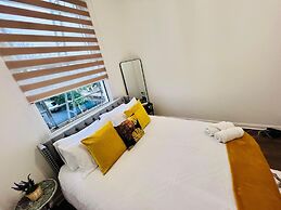 Dalston Luxe Studios