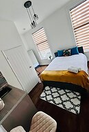 Dalston Luxe Studios