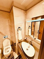 Elite Luxury Suites at Diamond in City