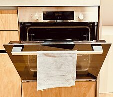 Elite Luxury Suites at Diamond in City