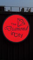 Elite Luxury Suites at Diamond in City
