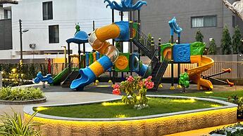 Elite Luxury Suites at Diamond in City