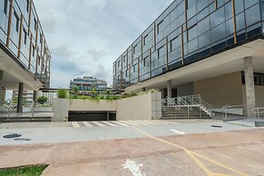 Tabas by Blueground Parque & Mall