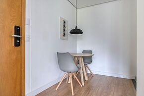 Tabas by Blueground Edifício Saint Charbel