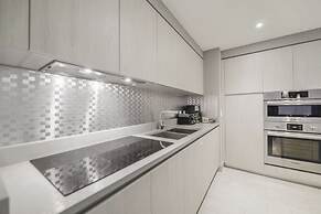 40th-Floor Gem Top Views & Amenities