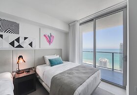 40th-Floor Gem Top Views & Amenities