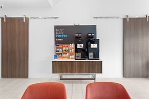 Holiday Inn Express And Suites Waco Downtown by IHG