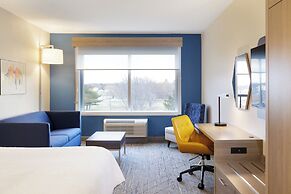 Holiday Inn Express And Suites Waco Downtown by IHG