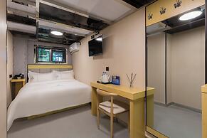 DequanHotel ShifoyingSubwayStationBranch