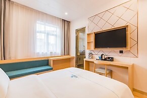 DequanHotelShuangqiaoSubwayStationBranch