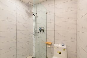 DequanHotelShuangqiaoSubwayStationBranch