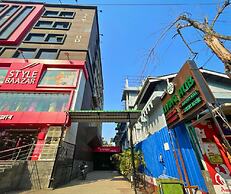 Hotel Living Hub